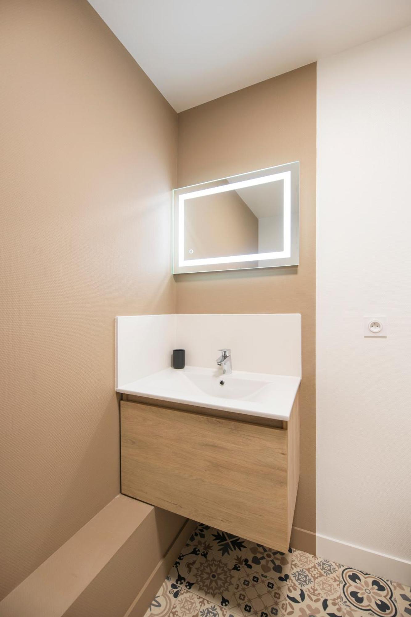 Jeanne - Hypercentre Apartment Orleans Luaran gambar